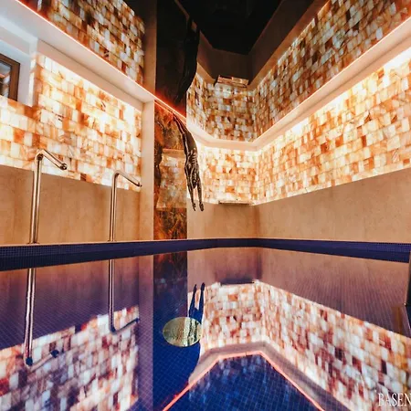 Era Hotel